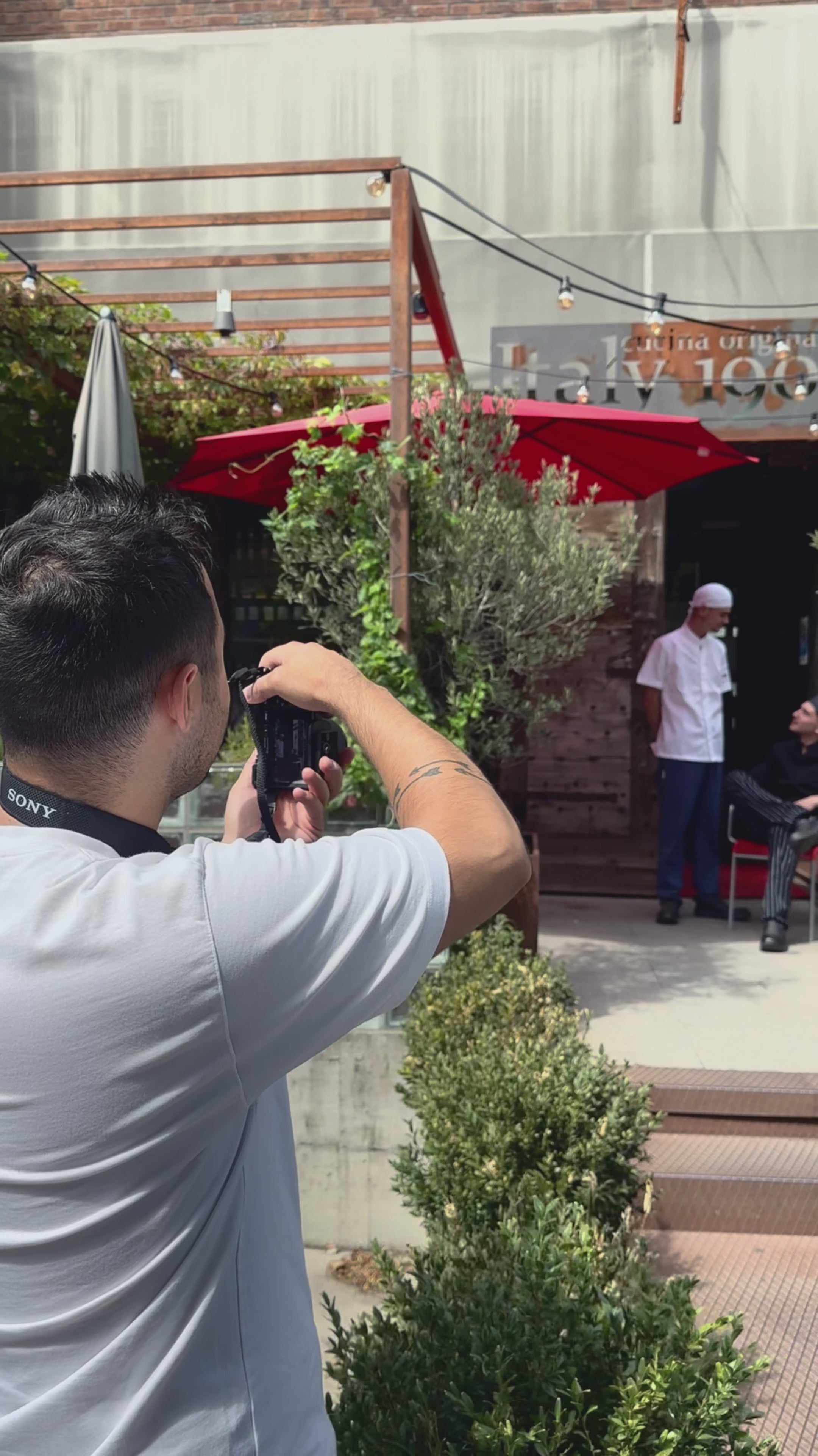 Carica il video: Video shooting luxury chef